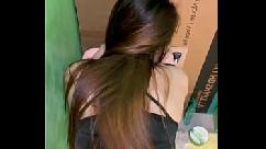 Minha esposa foi fodida de quatro por um mototaxista até ejacular na bunda